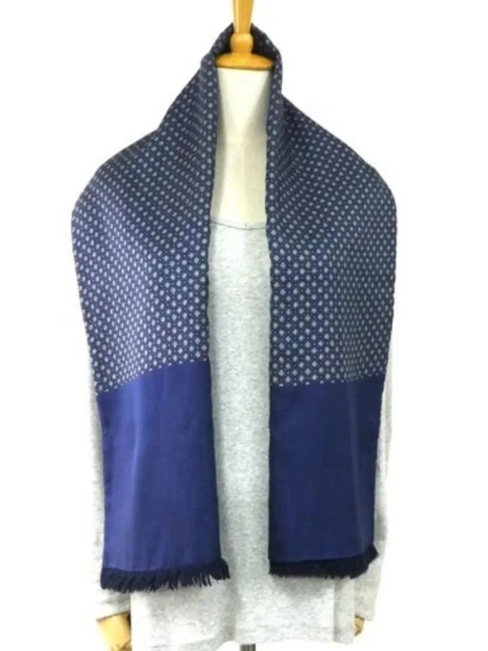 Auth HERMES Shawl Stole Scarf Navy/Multicolor Silk/Angola - e60719a - Picture 8 of 8